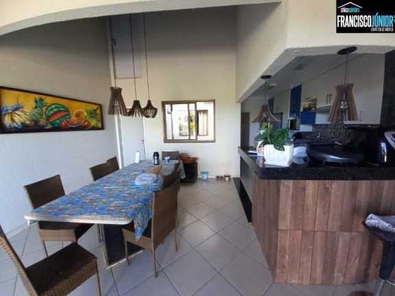 Imagem Casa com 3 Quartos à Venda, 210 m² em Setor Aeroporto - Goiânia