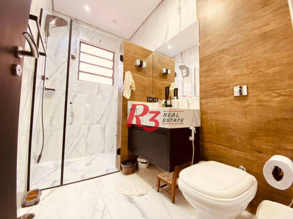 Imagem Casa com 3 Quartos à Venda, 140 m² em Gonzaga - Santos