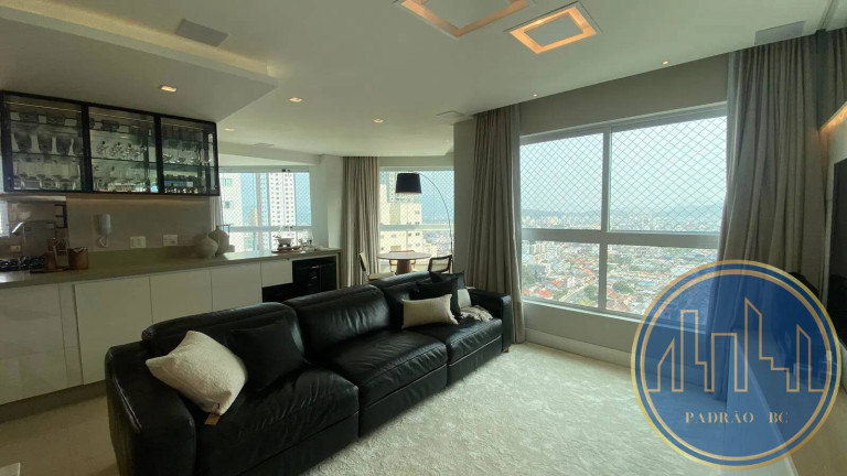 Imagem Apartamento com 3 Quartos à Venda, 136 m² em Centro - Balneário Camboriú Imagem Apartamento com 3 Quartos à Venda, 136 m² em Centro - Balneário Camboriú