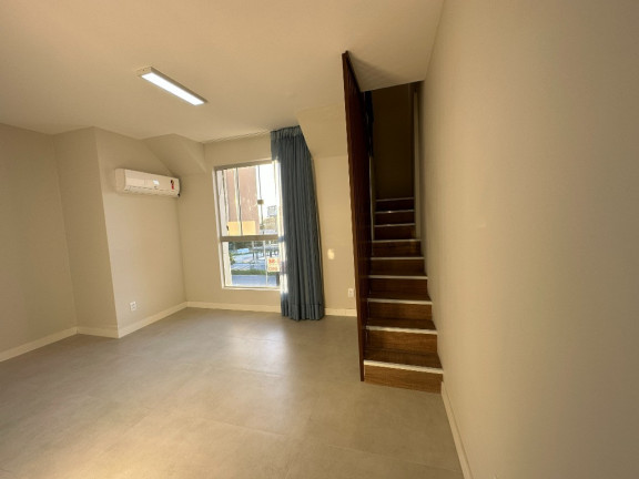 Imagem Apartamento com 2 Quartos à Venda, 64 m² em Capoeiras - Florianópolis