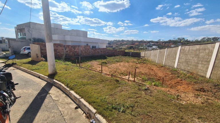 Terreno à Venda, 365 m² em R$250.000,00 // Residencial Golden Class - Lagoa Santa