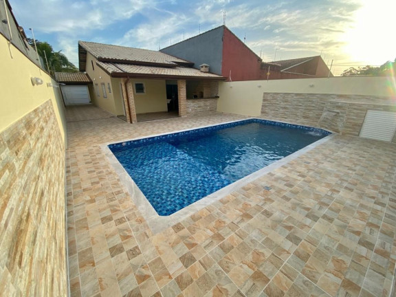 Casa com 3 Quartos à Venda, 120 m² em Balneário Gaivota - Itanhaém