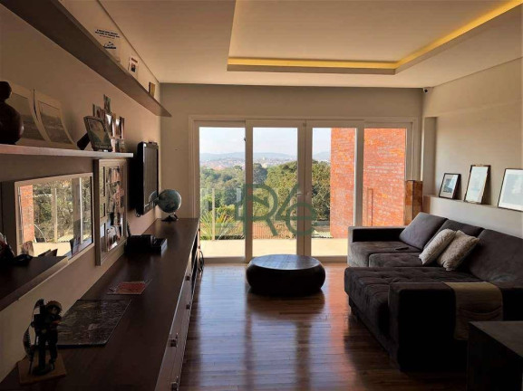 Imagem Casa com 4 Quartos para Alugar, 550 m² em Fazendinha - Carapicuíba Imagem Casa com 4 Quartos para Alugar, 550 m² em Fazendinha - Carapicuíba