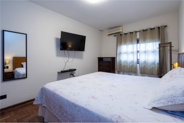 Imagem Casa com 3 Quartos à Venda, 285 m² em Moema - São Paulo
