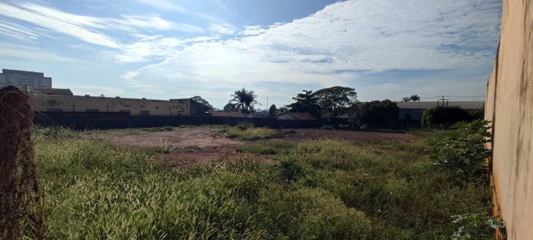 Imagem Terreno à Venda, 900 m² em Jardim Esmeralda - Limeira Imagem Terreno à Venda, 900 m² em Jardim Esmeralda - Limeira