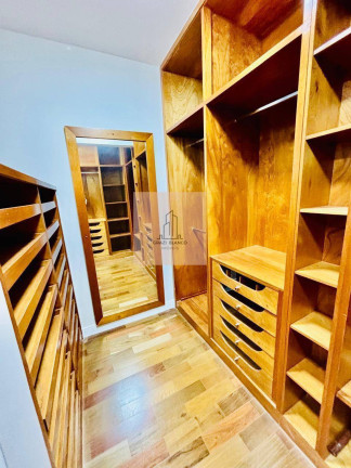 Imagem Casa de Condomínio com 4 Quartos à Venda, 520 m² Imagem Casa de Condomínio com 4 Quartos à Venda, 520 m²