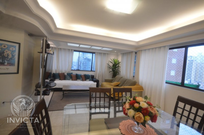 Imagem Apartamento com 3 Quartos à Venda, 228 m² em Centro - Balneário Camboriú Imagem Apartamento com 3 Quartos à Venda, 228 m² em Centro - Balneário Camboriú