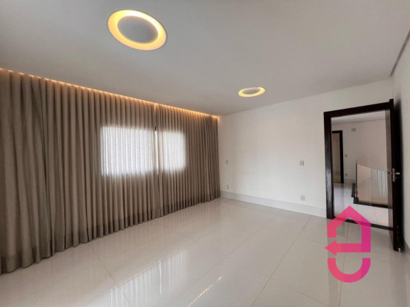 Imagem Casa de Condomínio com 6 Quartos à Venda, 1.723 m² em Residencial Aldeia Do Vale - Goiânia