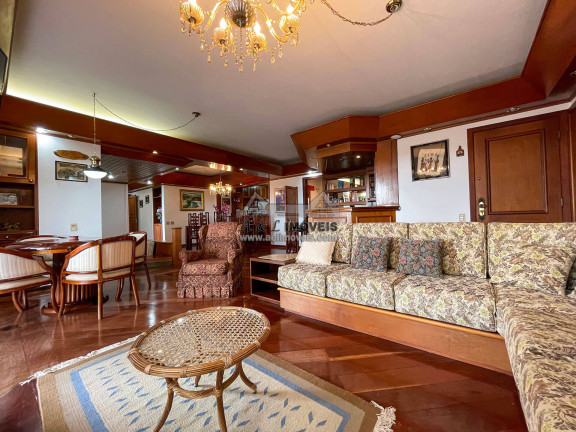 Apartamento com 4 Quartos à Venda, 267 m² em Campos Do Jordão