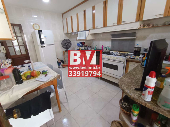 Imagem Casa com 3 Quartos à Venda, 340 m² em Vila Da Penha - Rio De Janeiro Imagem Casa com 3 Quartos à Venda, 340 m² em Vila Da Penha - Rio De Janeiro