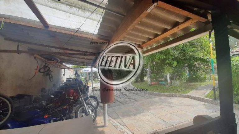 Imagem Casa com 5 Quartos à Venda, 200 m² em Balneário Caravela I - Matinhos
