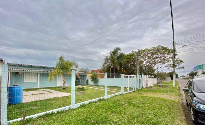 Imagem Casa com 3 Quartos à Venda, 220 m² em Zona Nova - Capão Da Canoa