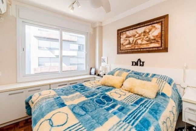Imagem Apartamento com 3 Quartos à Venda, 133 m² em Cidade Baixa - Porto Alegre Imagem Apartamento com 3 Quartos à Venda, 133 m² em Cidade Baixa - Porto Alegre