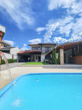 Imagem Casa com 4 Quartos à Venda, 290 m² em Xv De Novembro - Corupá