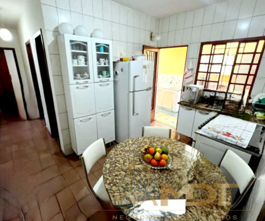 Imagem Casa com 2 Quartos à Venda, 100 m² em Copacabana - Belo Horizonte Imagem Casa com 2 Quartos à Venda, 100 m² em Copacabana - Belo Horizonte