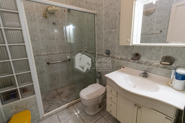 Imagem Casa com 2 Quartos à Venda, 143 m² em Cerqueira César - São Paulo Imagem Casa com 2 Quartos à Venda, 143 m² em Cerqueira César - São Paulo