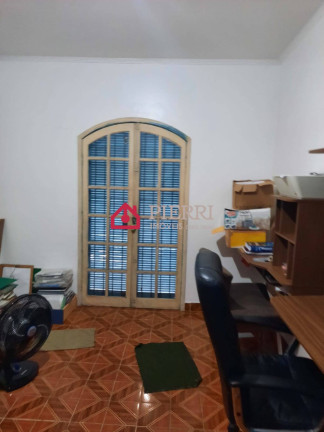 Imagem Casa com 3 Quartos à Venda, 250 m² em Jaraguá - São Paulo