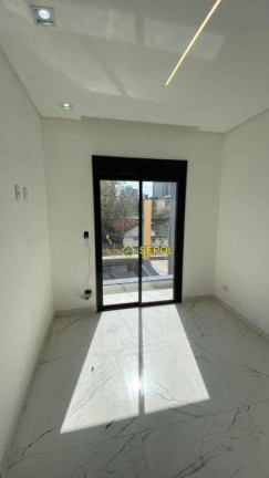 Imagem Sobrado com 3 Quartos à Venda, 135 m² em Vila Bastos - Santo André