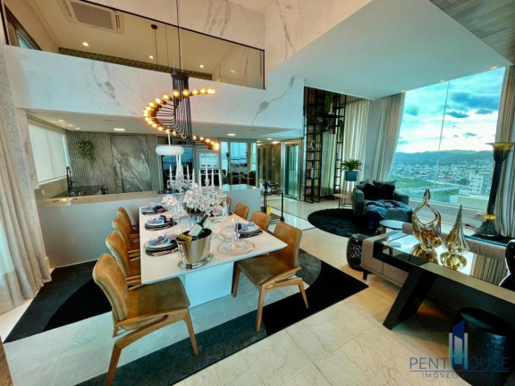 Imagem Apartamento com 7 Quartos à Venda, 600 m² em Centro - Balneário Camboriú Imagem Apartamento com 7 Quartos à Venda, 600 m² em Centro - Balneário Camboriú