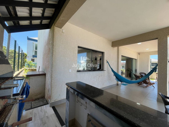 Imagem Sobrado com 3 Quartos à Venda, 231 m² em Barra Do Sai - Itapoá