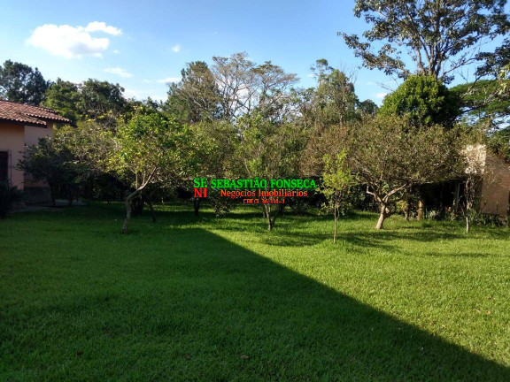 Imagem Chácara com 3 Quartos à Venda, 5.000 m² em Centro - Caçapava
