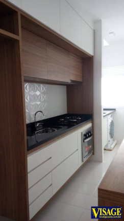Apartamento com 2 Quartos à Venda,  em Centro - Jacareí