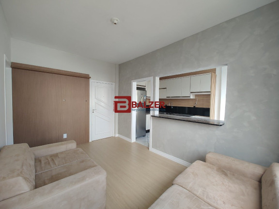 Imagem Apartamento com 3 Quartos à Venda, 76 m² em Centro - Florianópolis Imagem Apartamento com 3 Quartos à Venda, 76 m² em Centro - Florianópolis