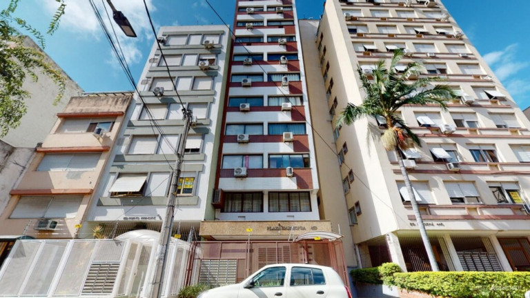 Imagem Imóvel com 1 Quarto à Venda, 30 m² em Centro Histórico - Porto Alegre Imagem Imóvel com 1 Quarto à Venda, 30 m² em Centro Histórico - Porto Alegre