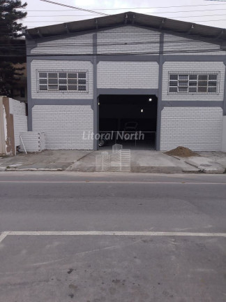 Imóvel Comercial à Venda, 200 m² em Municípios - Balneário Camboriú
