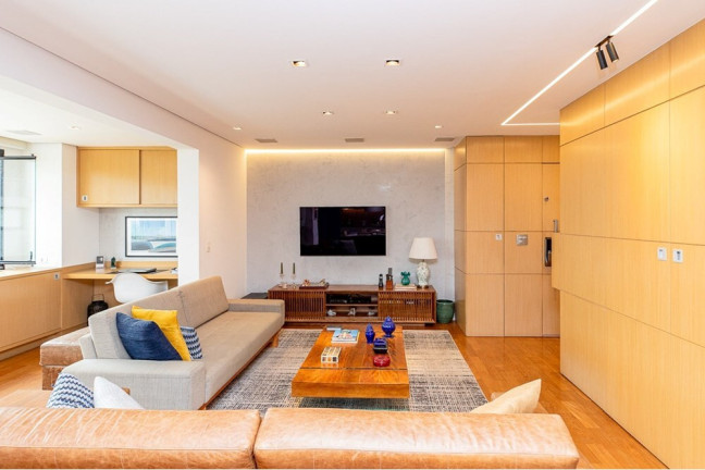 Foto do imóvel Apartamento com 3 Quartos à Venda, 137 m² em Moema - São Paulo