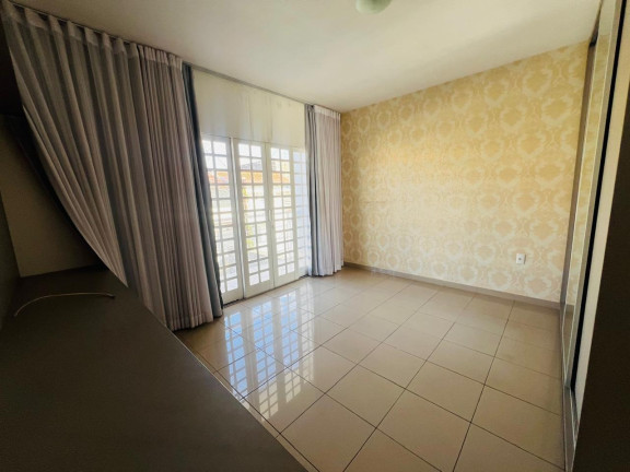 Imagem Casa com 4 Quartos à Venda, 300 m² em Riacho Fundo I - Brasília Imagem Casa com 4 Quartos à Venda, 300 m² em Riacho Fundo I - Brasília
