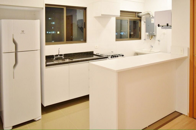 Imagem Apartamento com 2 Quartos à Venda, 70 m² em Bigorrilho - Curitiba Imagem Apartamento com 2 Quartos à Venda, 70 m² em Bigorrilho - Curitiba