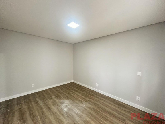 Imagem Apartamento com 3 Quartos para Alugar, 118 m² em Centro - Balneário Camboriú Imagem Apartamento com 3 Quartos para Alugar, 118 m² em Centro - Balneário Camboriú
