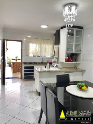 Imagem Casa com 3 Quartos à Venda, 125 m² em Centro - Diadema Imagem Casa com 3 Quartos à Venda, 125 m² em Centro - Diadema