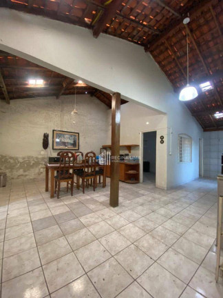 Imagem Casa com 3 Quartos à Venda, 300 m² em Acarape - Teresina Imagem Casa com 3 Quartos à Venda, 300 m² em Acarape - Teresina