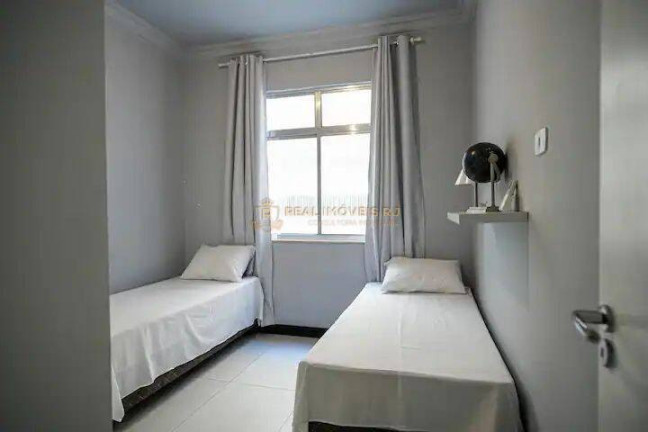 Imagem Apartamento com 3 Quartos à Venda, 75 m² em Copacabana - Rio De Janeiro