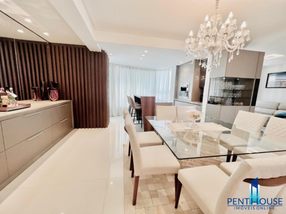 Imagem Apartamento com 3 Quartos à Venda, 137 m² em Centro - Balneário Camboriú Imagem Apartamento com 3 Quartos à Venda, 137 m² em Centro - Balneário Camboriú