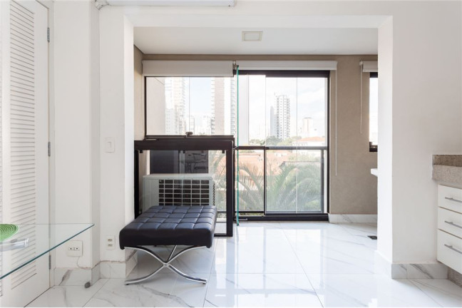 Imagem Imóvel com 1 Quarto à Venda, em Vila Olímpia - São Paulo Imagem Imóvel com 1 Quarto à Venda, em Vila Olímpia - São Paulo