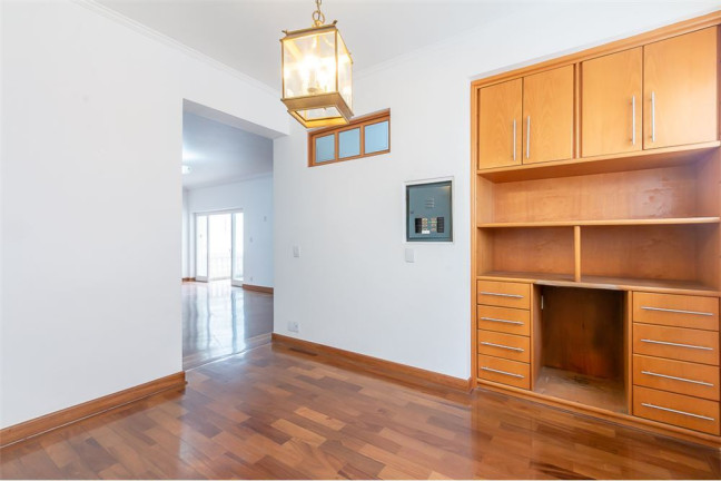 Imagem Imóvel com 3 Quartos à Venda, em Higienópolis - São Paulo Imagem Imóvel com 3 Quartos à Venda, em Higienópolis - São Paulo