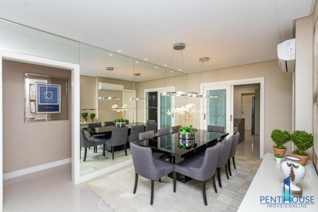 Imagem Apartamento com 3 Quartos à Venda, 185 m² em Centro - Balneário Camboriú