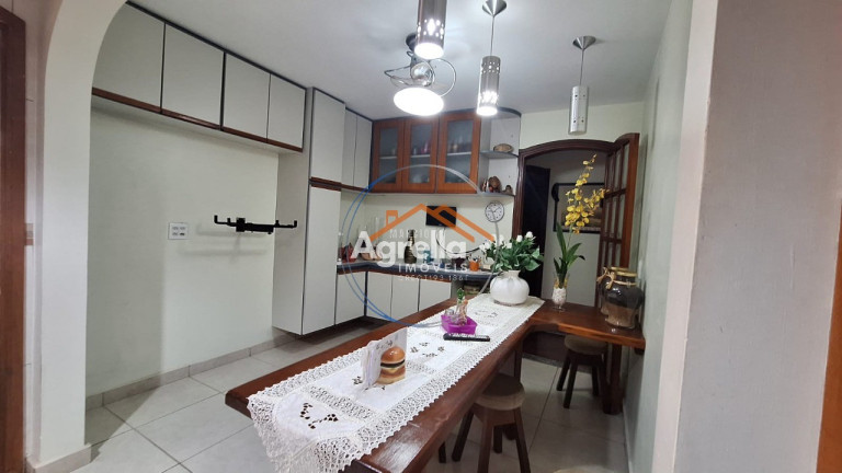 Imagem Casa com 3 Quartos à Venda, 170 m² em Jardim Maria Bonatti Bordignon - Mogi Mirim Imagem Casa com 3 Quartos à Venda, 170 m² em Jardim Maria Bonatti Bordignon - Mogi Mirim