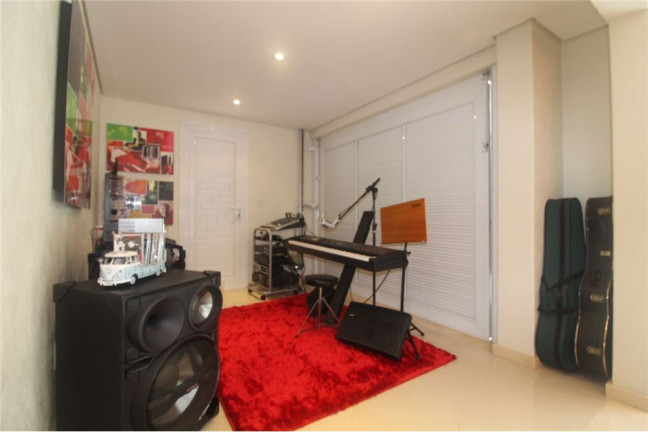 Imagem Casa com 8 Quartos à Venda, 1.362 m² em Chácaras Alpina - Valinhos Imagem Casa com 8 Quartos à Venda, 1.362 m² em Chácaras Alpina - Valinhos