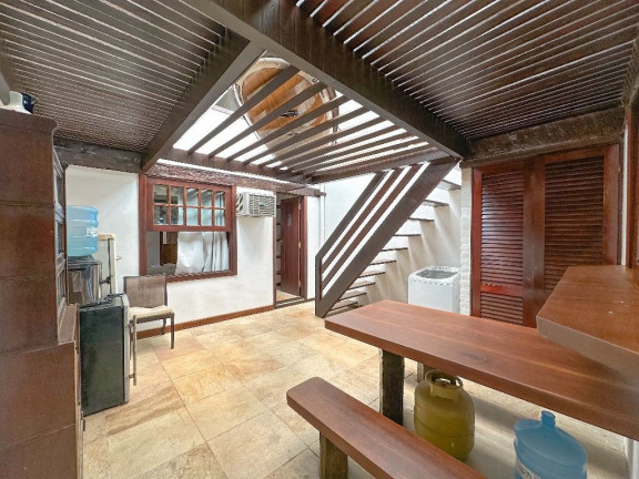 Imagem Casa com 4 Quartos à Venda, 180 m² em Geribá - Armação Dos Búzios