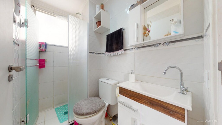 Imagem Imóvel com 2 Quartos à Venda, 40 m² em Cavalhada - Porto Alegre
