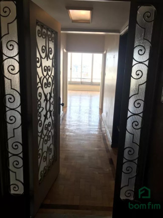 Imagem Apartamento com 3 Quartos à Venda, 180 m² em Centro Histórico - Porto Alegre Imagem Apartamento com 3 Quartos à Venda, 180 m² em Centro Histórico - Porto Alegre