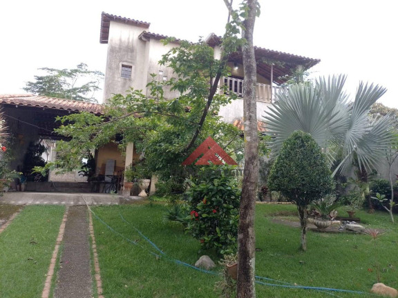 Casa com 3 Quartos à Venda, 160 m² em Bom Retiro - São Gonçalo