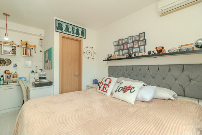 Imagem Apartamento com 3 Quartos à Venda, 82 m² em Passo Da Areia - Porto Alegre Imagem Apartamento com 3 Quartos à Venda, 82 m² em Passo Da Areia - Porto Alegre