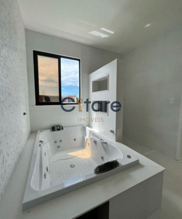 Imagem Casa com 5 Quartos à Venda, 460 m² em Cidade Alpha - Eusébio