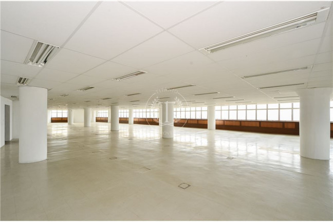 Imagem Loja à Venda, 930 m² em República - São Paulo Imagem Loja à Venda, 930 m² em República - São Paulo