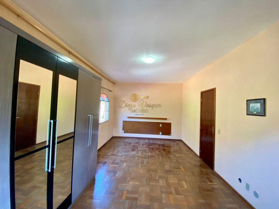 Imagem Casa com 3 Quartos à Venda, 181 m² em Albuquerque - Teresópolis Imagem Casa com 3 Quartos à Venda, 181 m² em Albuquerque - Teresópolis